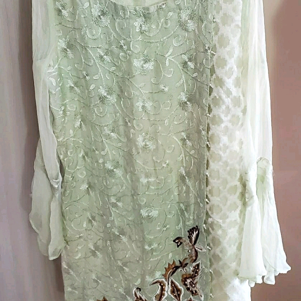 Mint Green 3 piece suite.